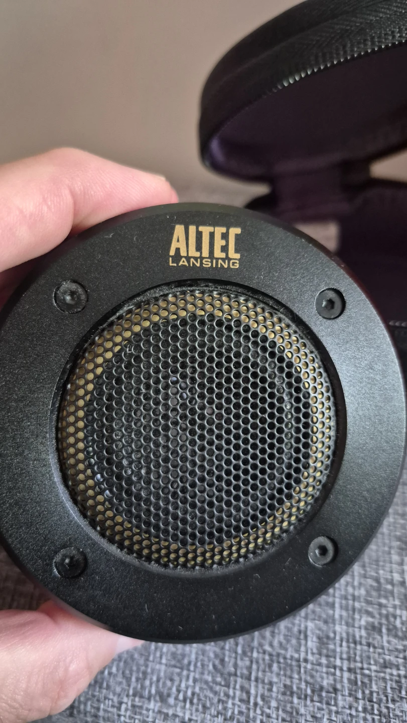 Altec Lansing Orbit USB iML237 Portable Speaker with Case - photo 4