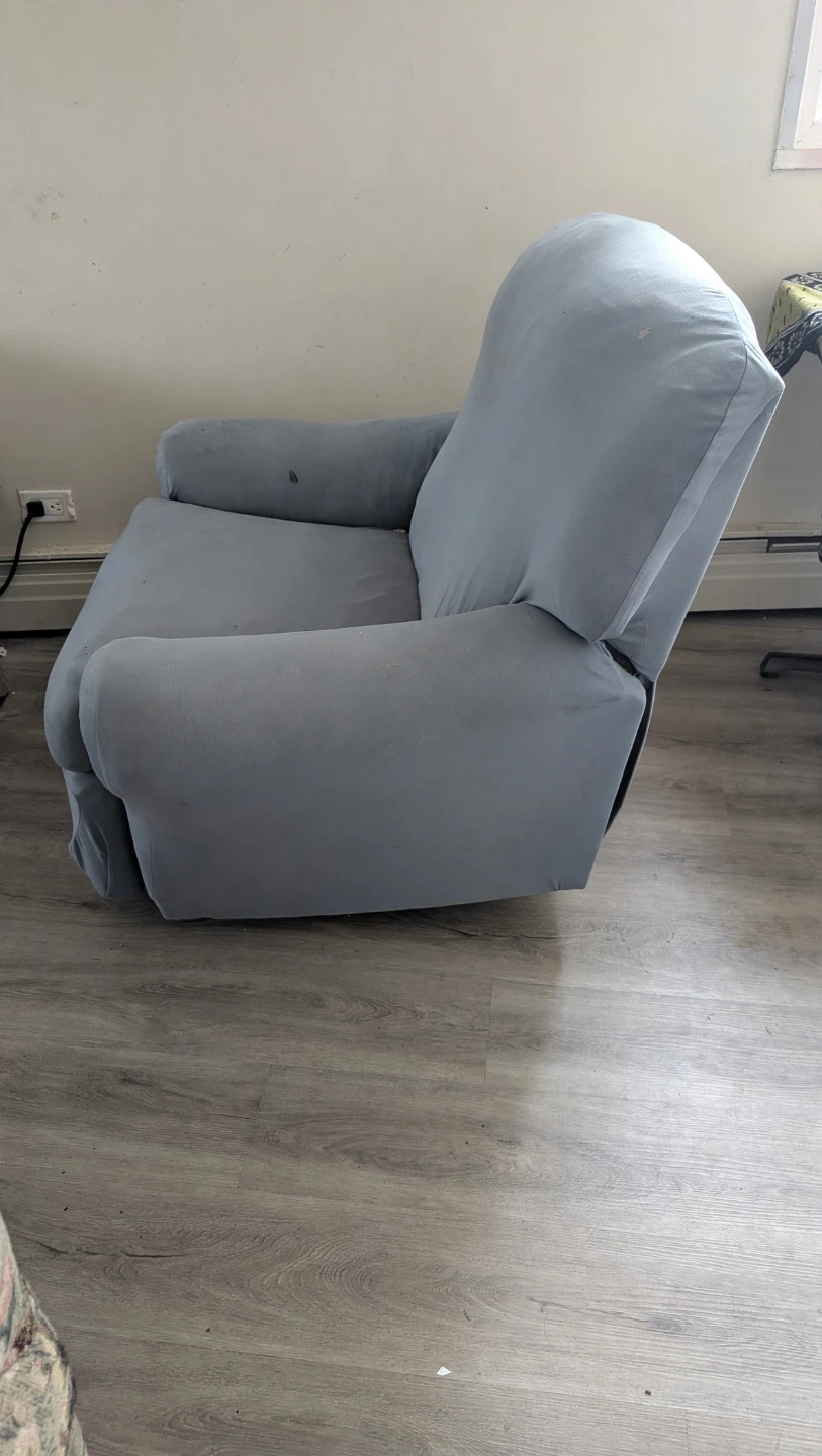 Recliner Chair for FREE - photo 2