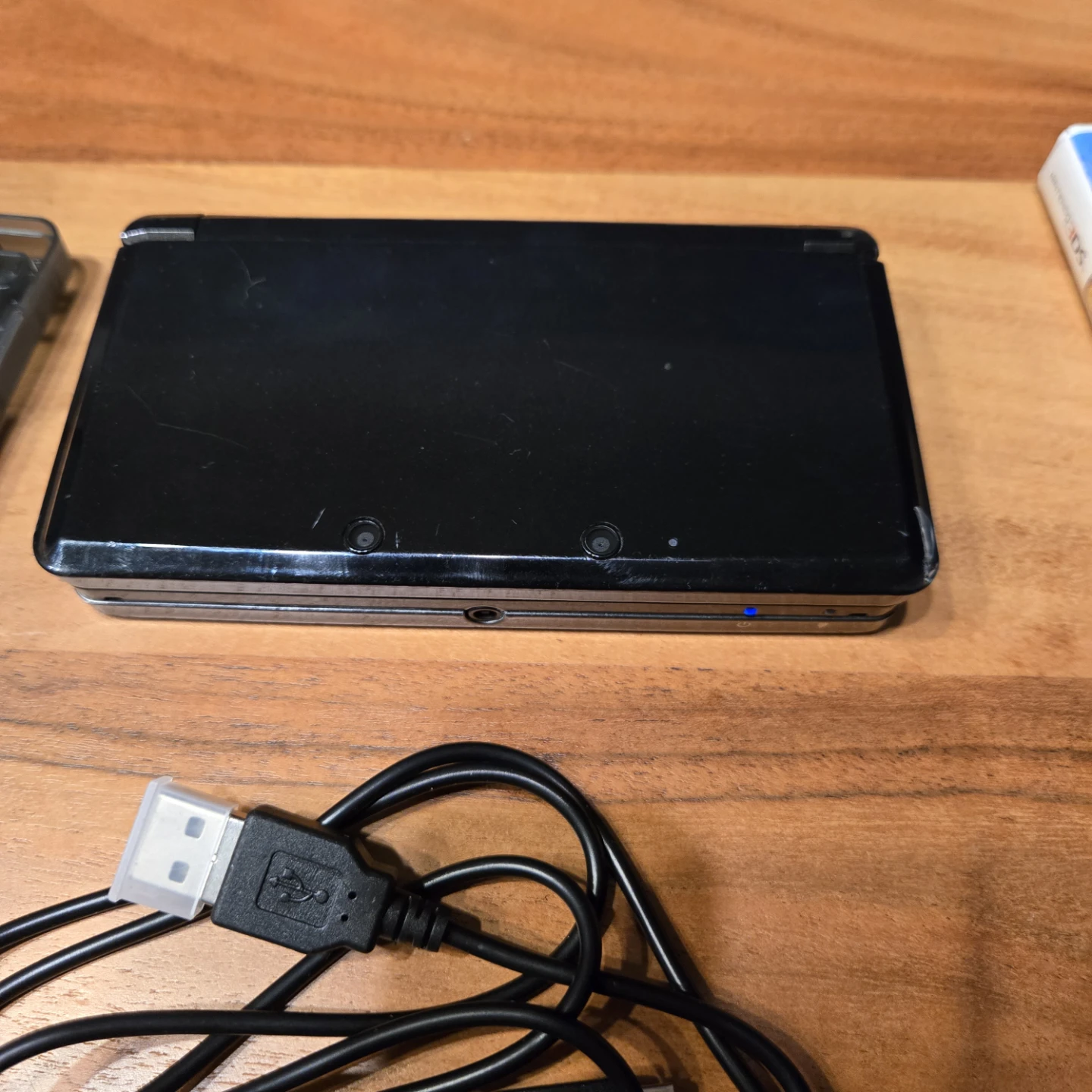 3ds PAL Version (EU) Cosmic black. Works perfect. Games, cable. - photo 2