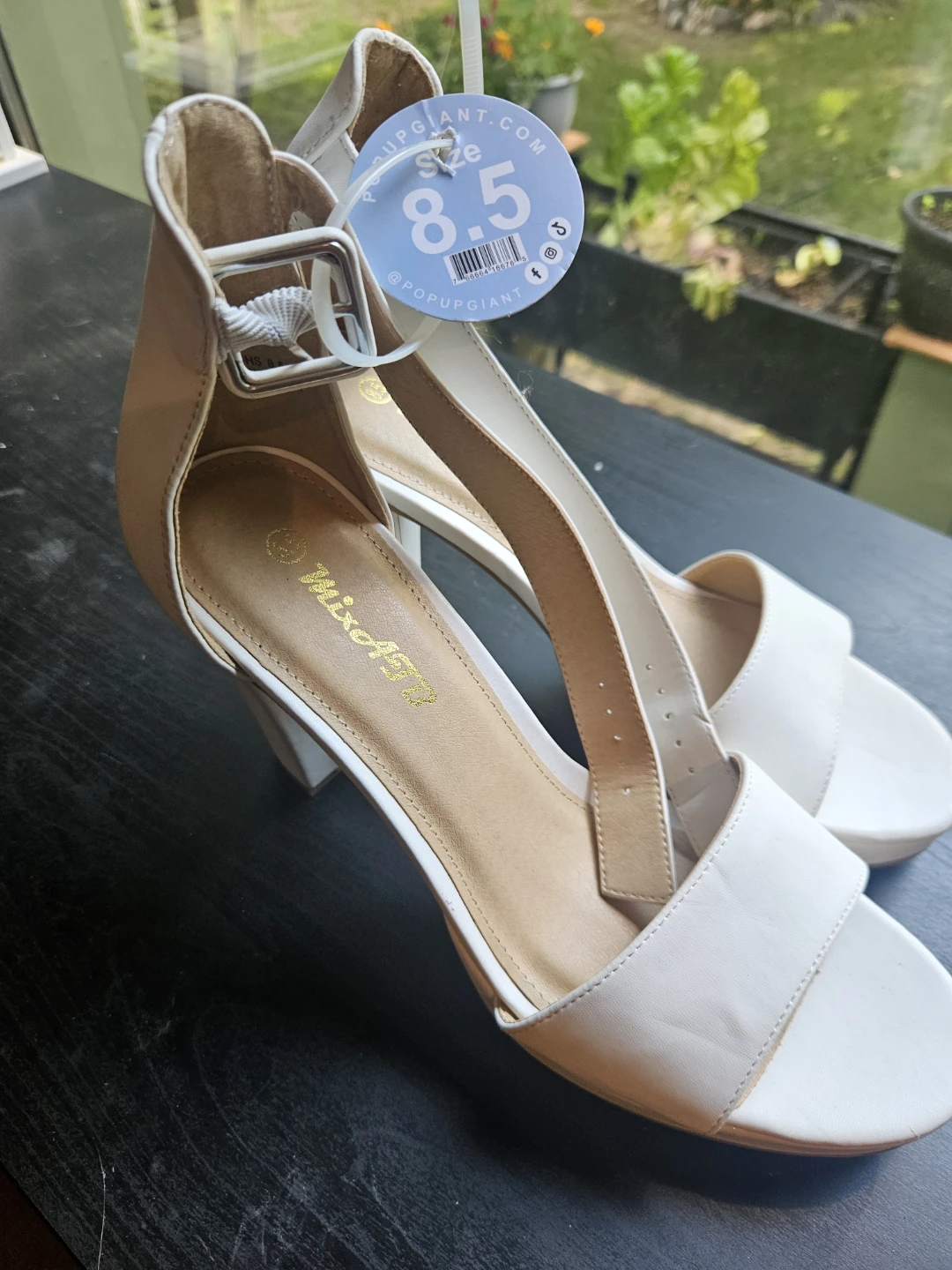 White Block Heel Sandals Size 8.5 - photo 3