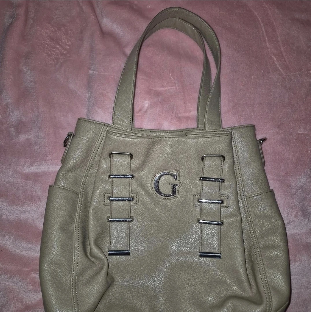 Guess woman's purse
