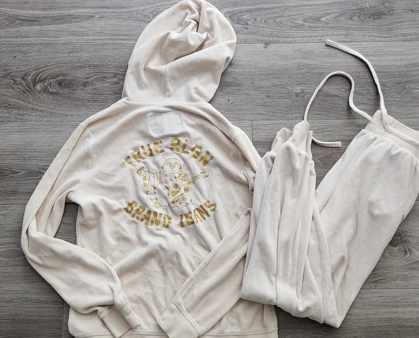 True Religion Velour Hoodie & Pants Set - photo 3
