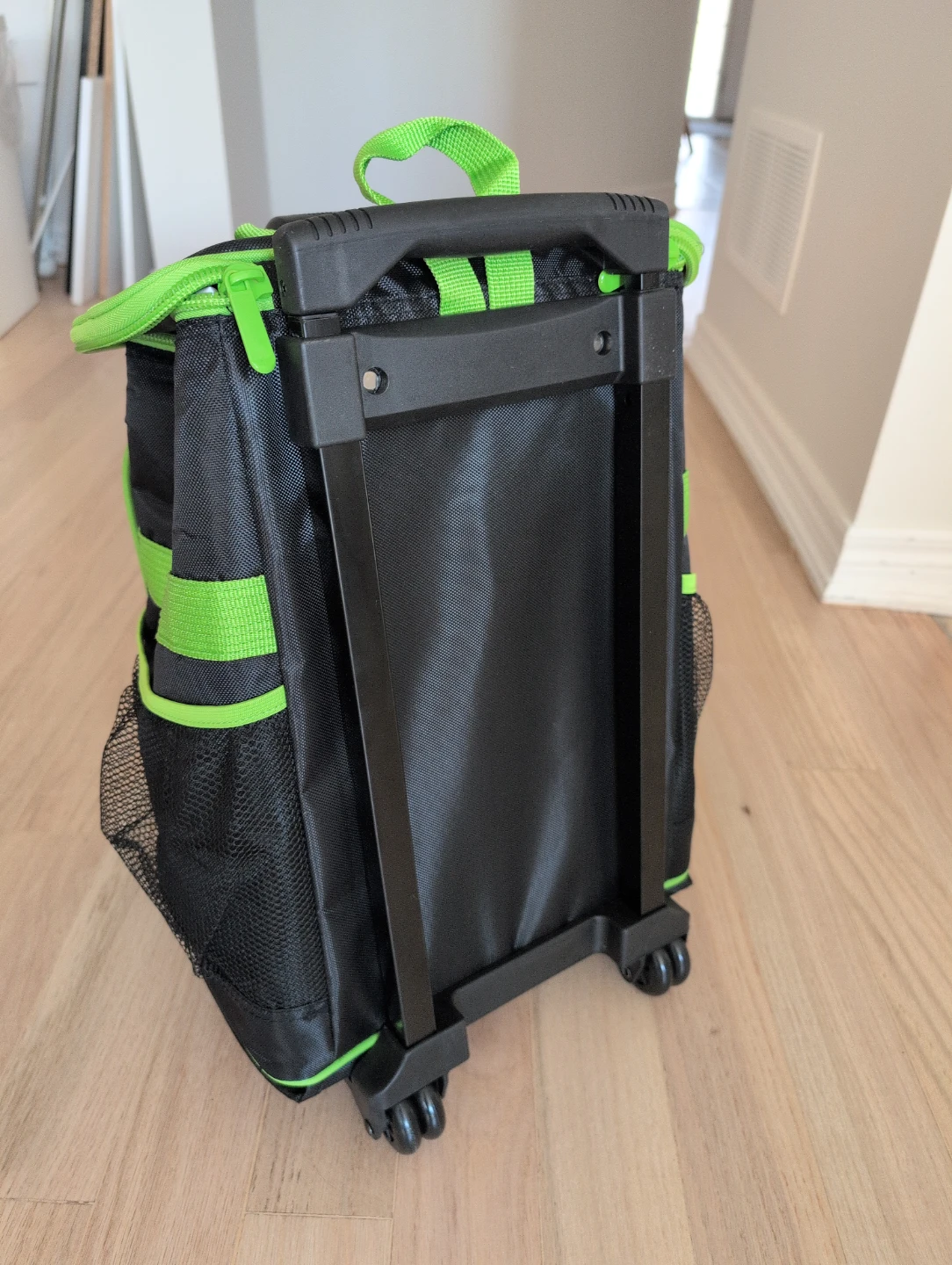 Uline Rolling Cooler Bag - photo 2