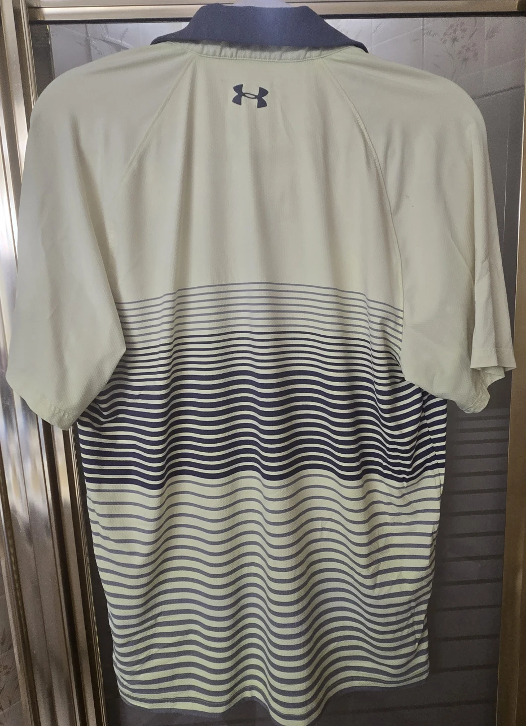 Under Amour Polo Shirt Mens Medium Striped Golf Loose Fit. - photo 2