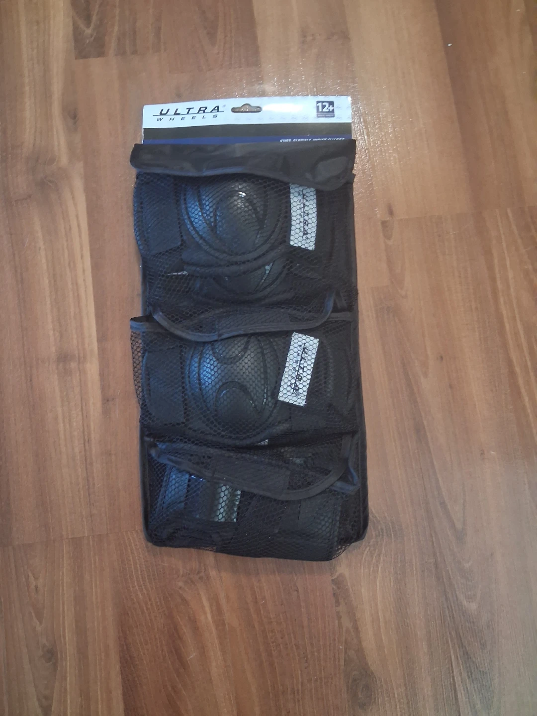 Ultra Wheels Protective Gear Set