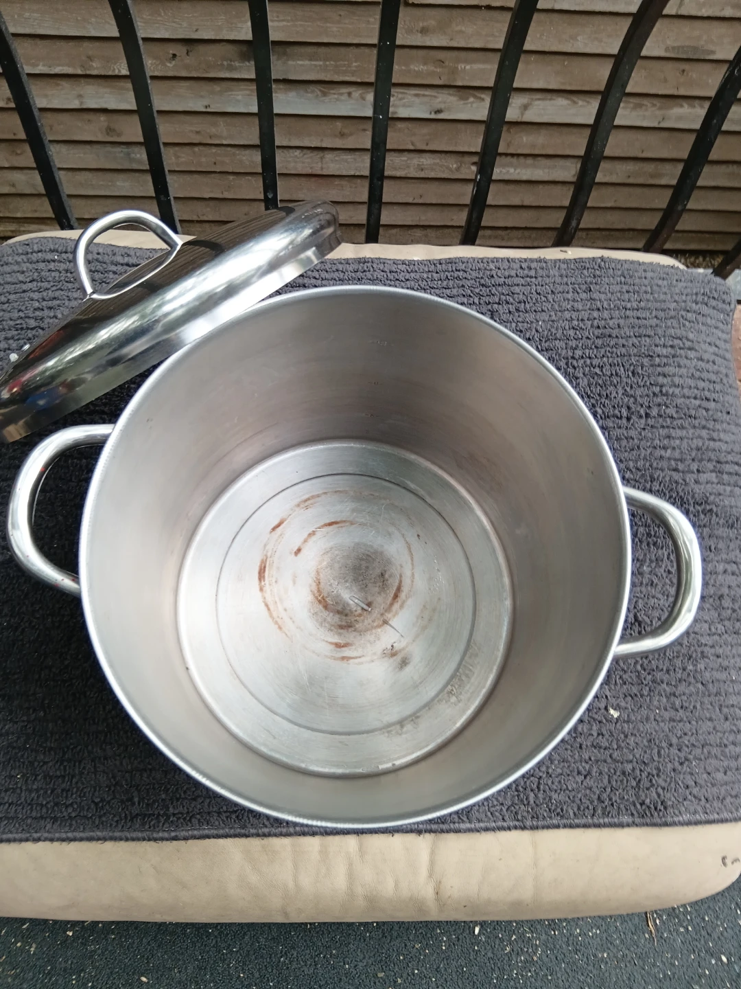 18" Stainless Steel Stock Pot with Lid - photo 3