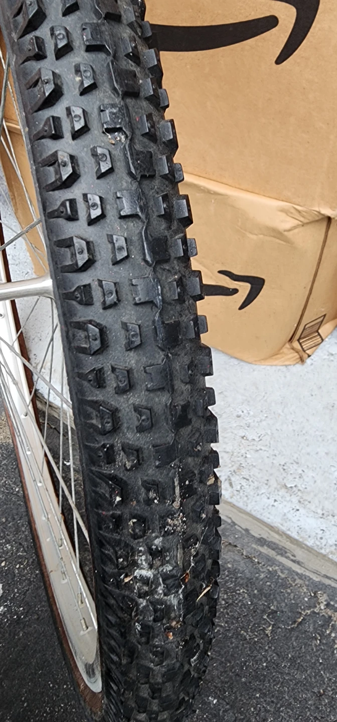 Specialized Crossroads 26x1.95 Bike Wheel - photo 3