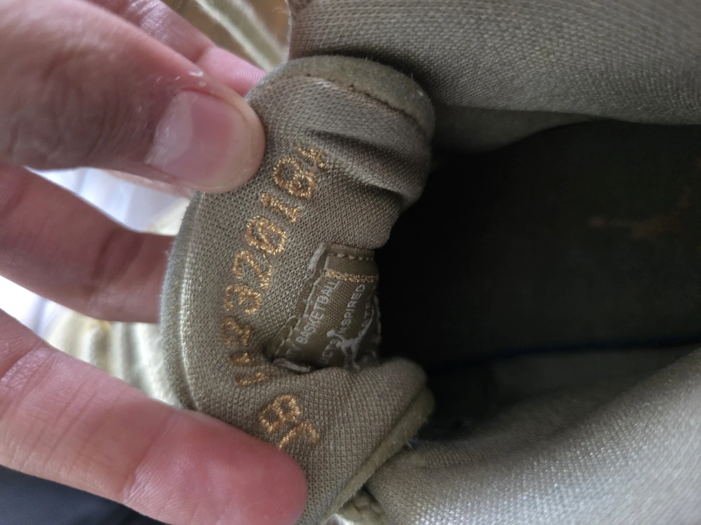 Air Jordan 11 Retro Sneakers - photo 2