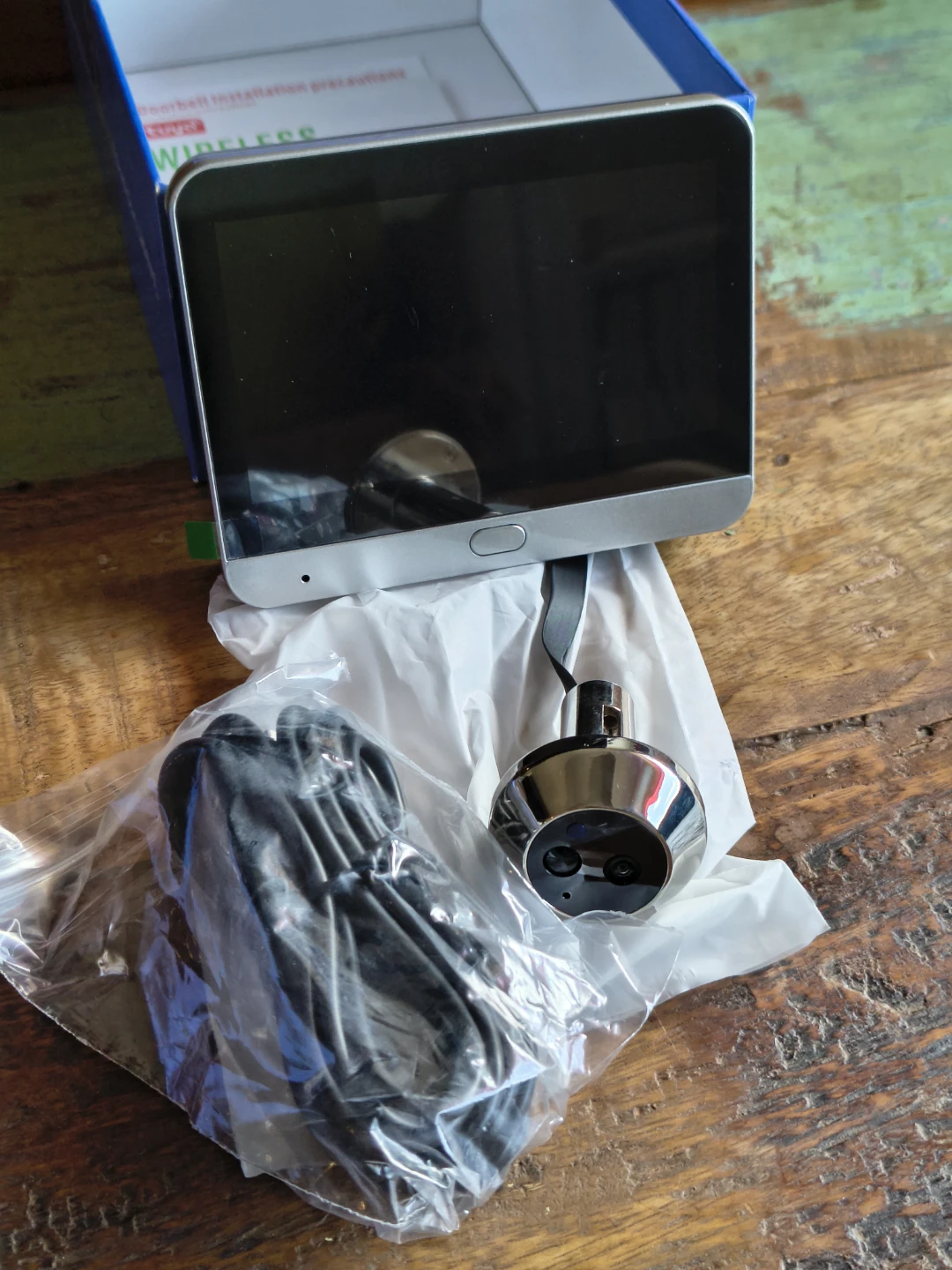 New Smart Peephole Video Doorbell ED-300PD (Never Used) - photo 2