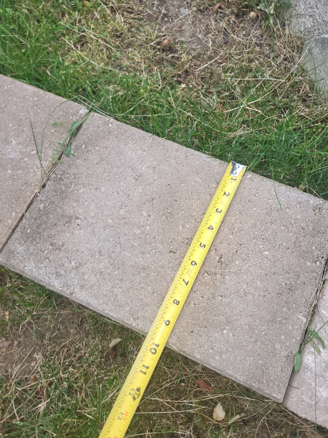 33 Concrete Pavers