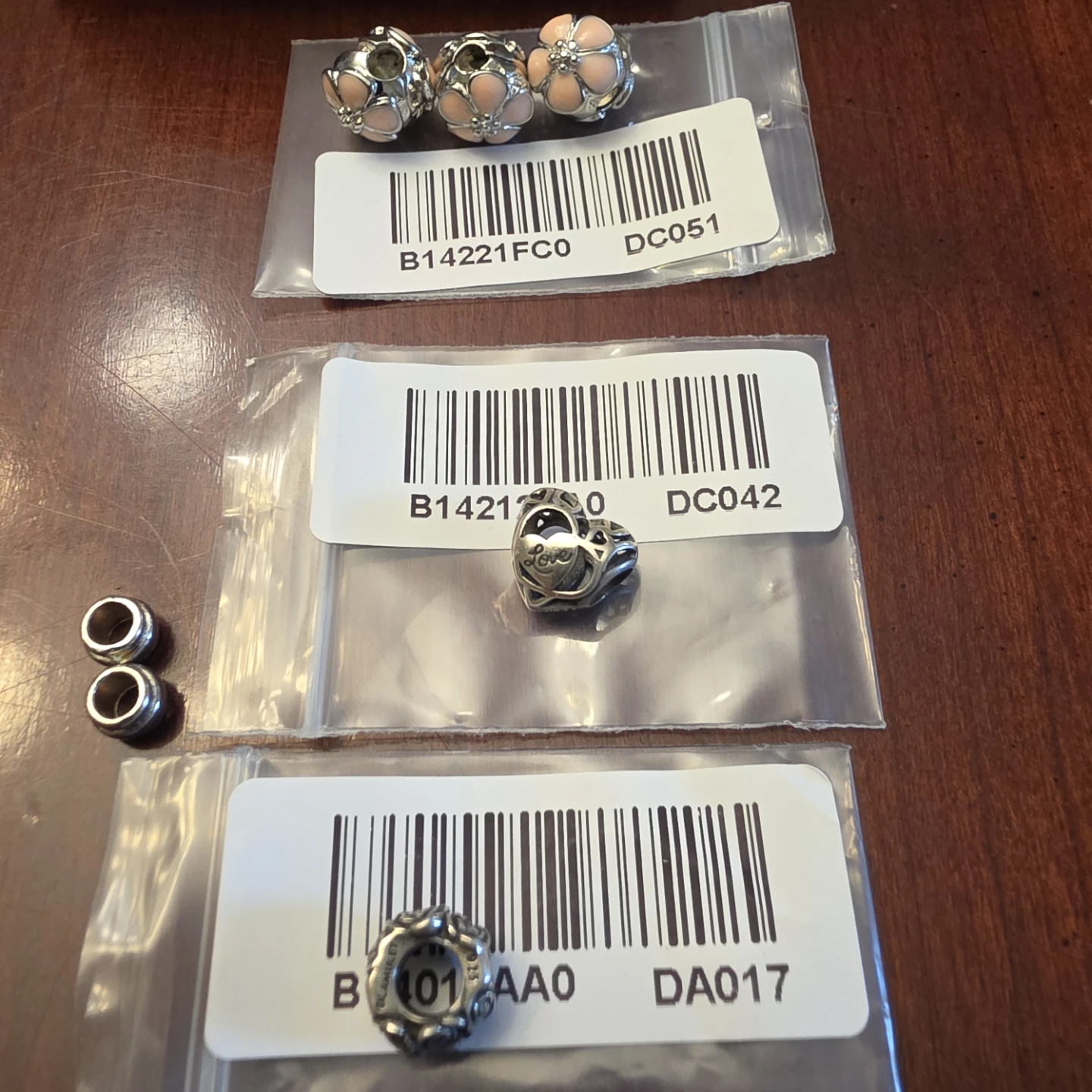Authentic Pandora Sterling Silver Bracelet + 14 Charms - EUC - photo 5