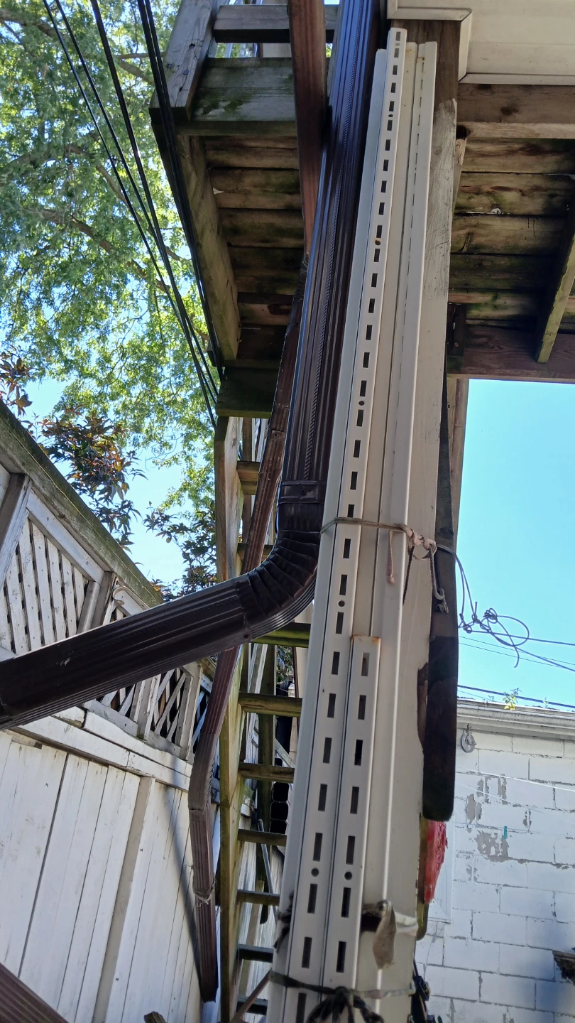 Metal runners for shelving for $20.00 - photo 3