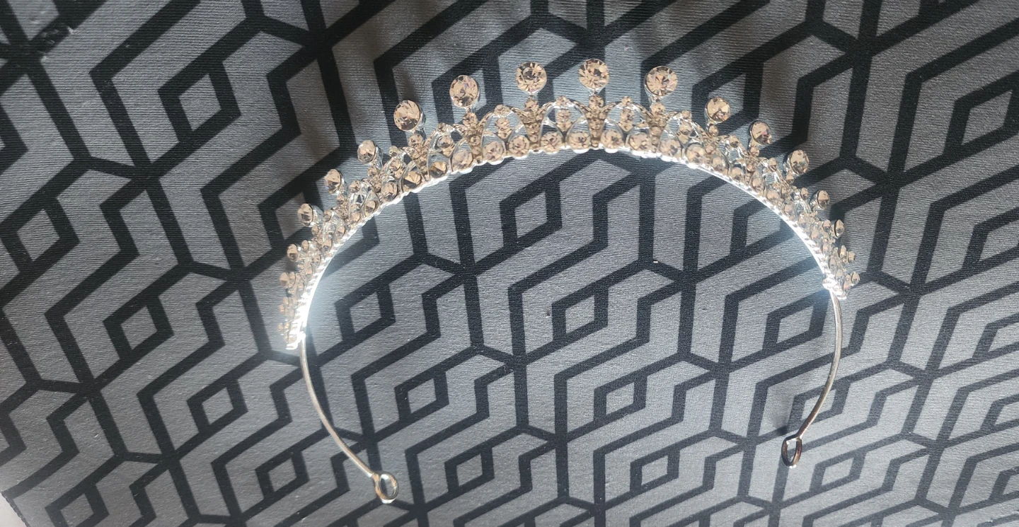 Silver Rhinestone Tiara - photo 2