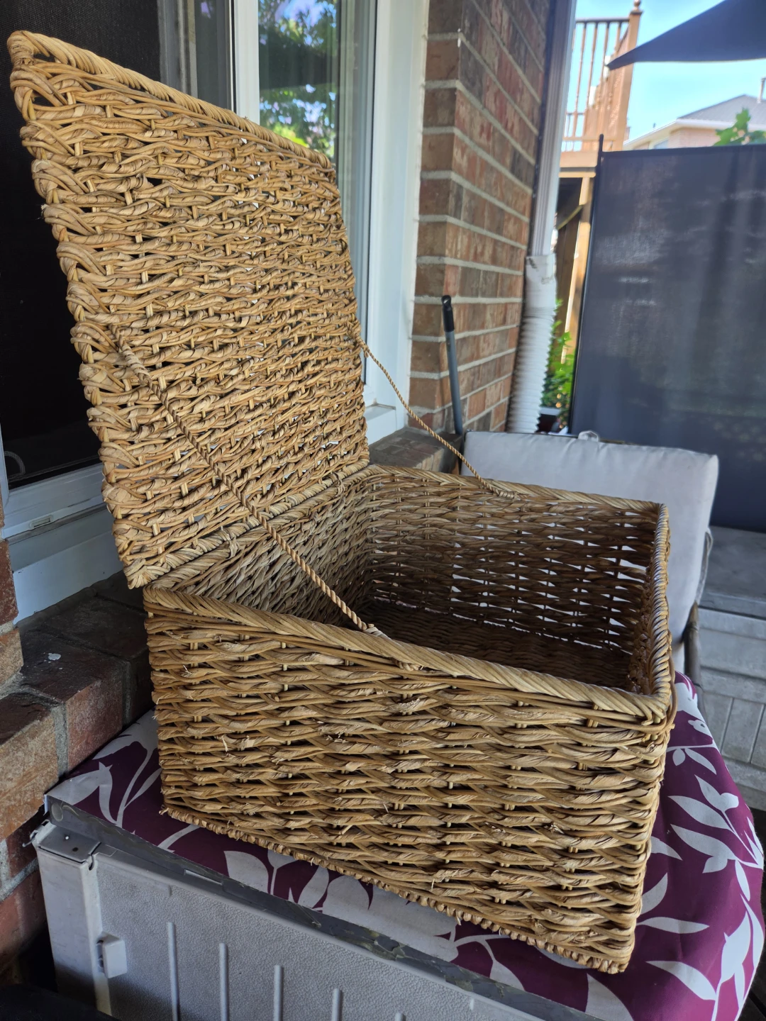 Wicker Storage Basket with Lid - photo 3