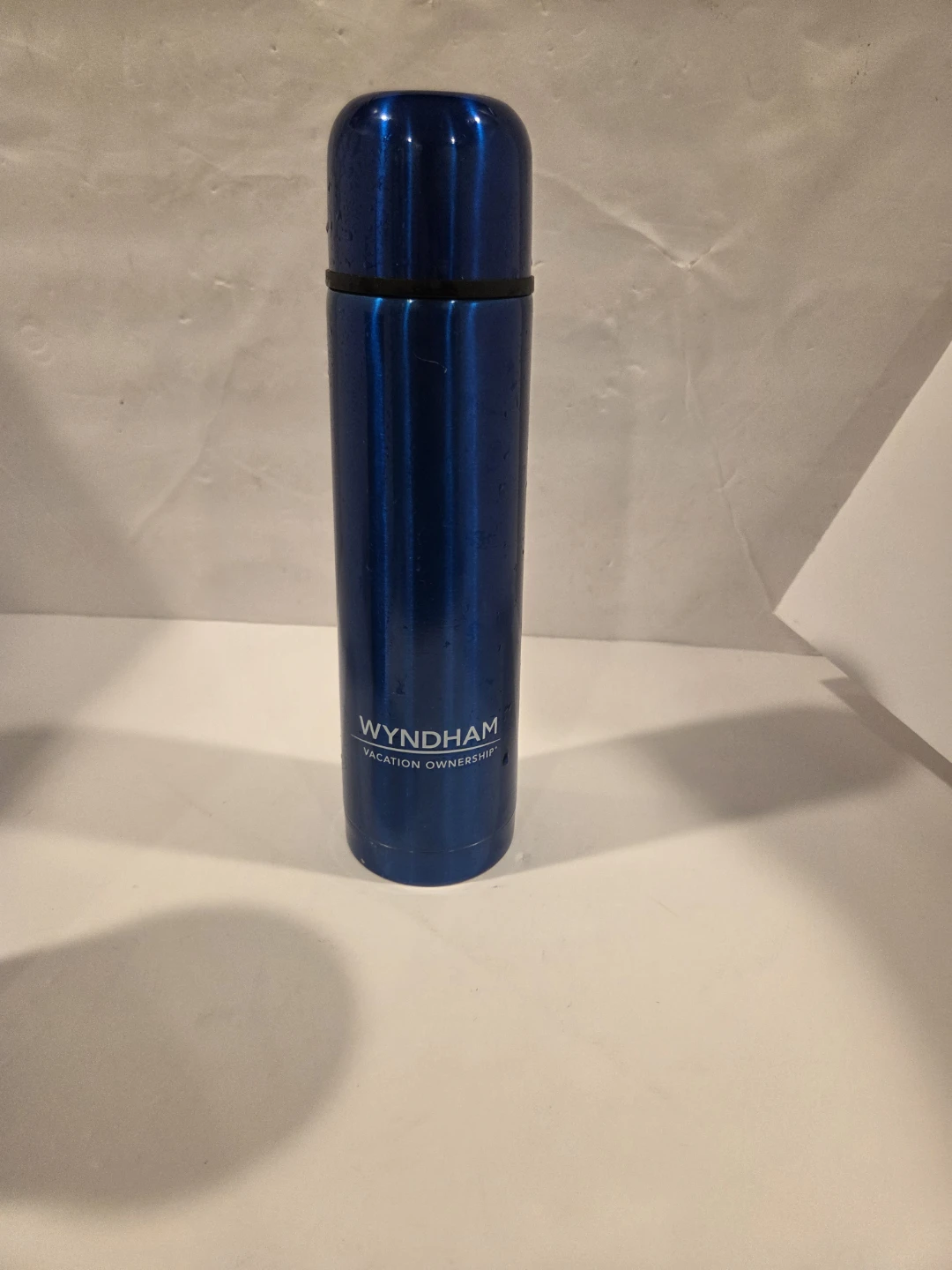 Wyndham Blue Thermos