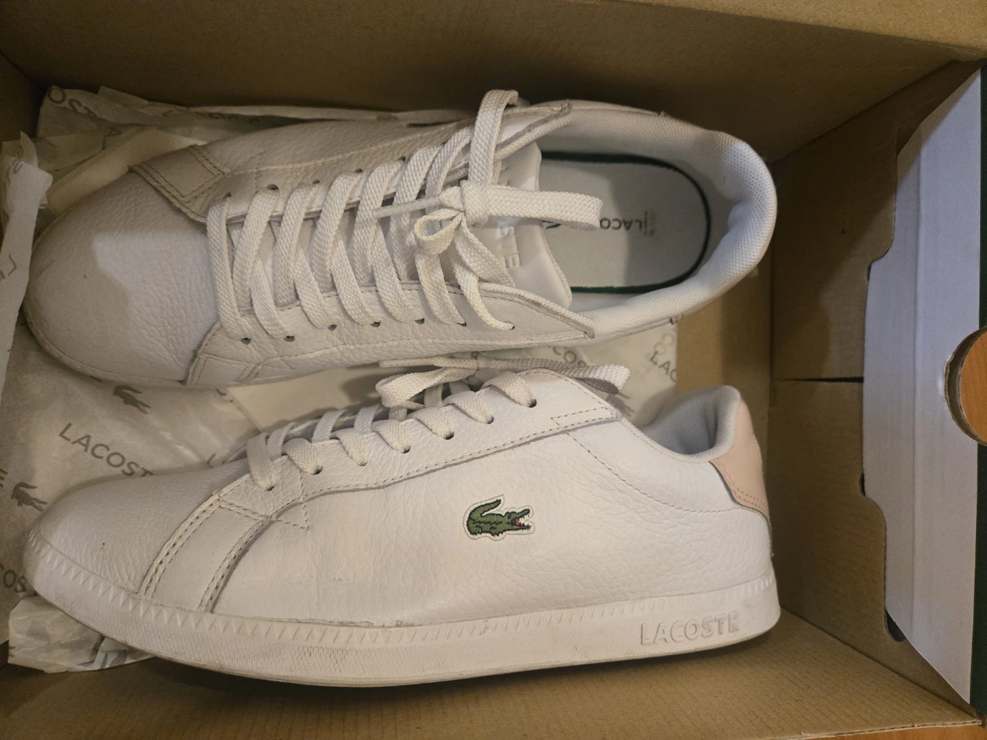 Lacoste Graduate Cap Sneakers - White - Size 8.5 US / 6 UK