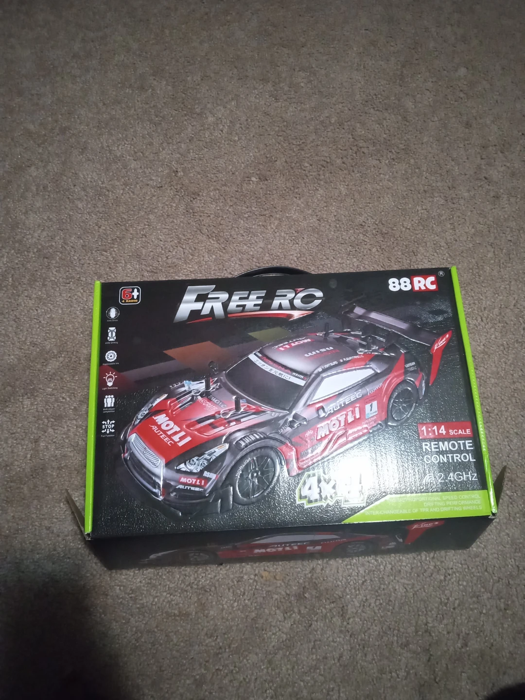 FFREE RC Drifting 88 RC 1:14 Scale Remote Control Car Speed 30km