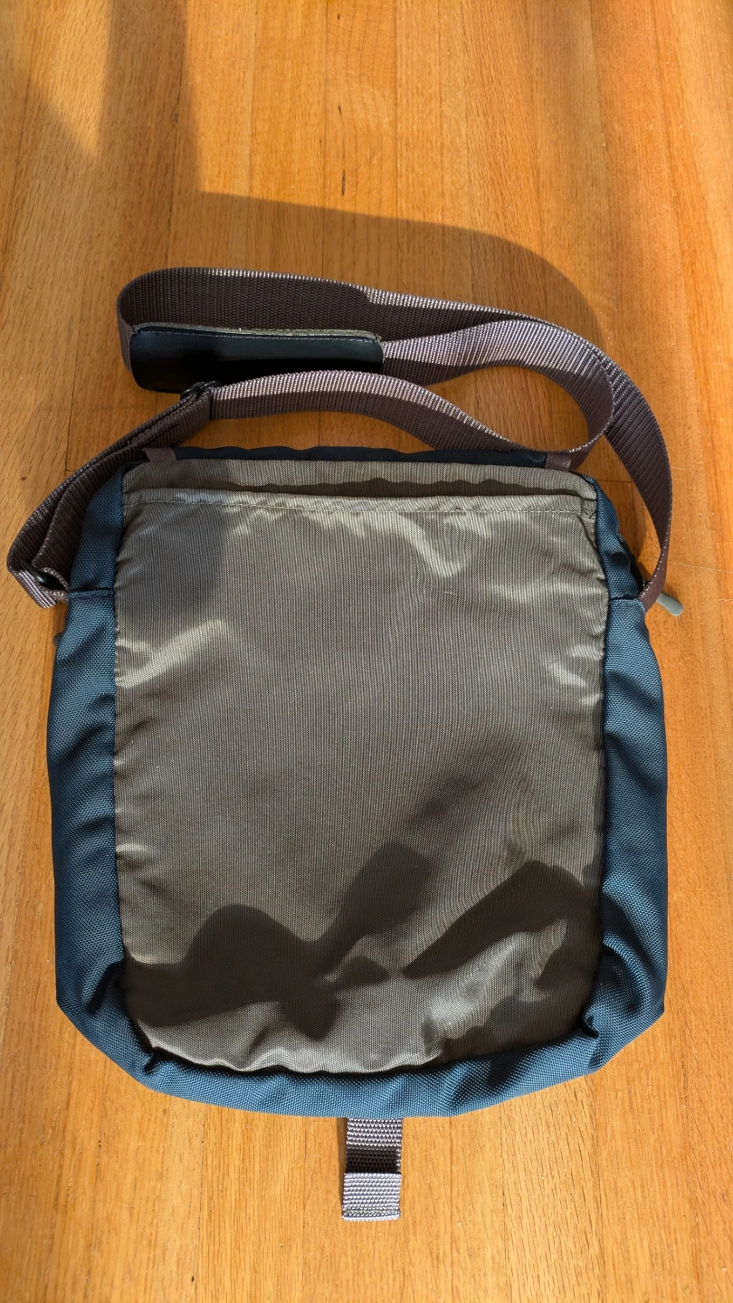 Mountain Equipment Company Messenger Bag - photo 2