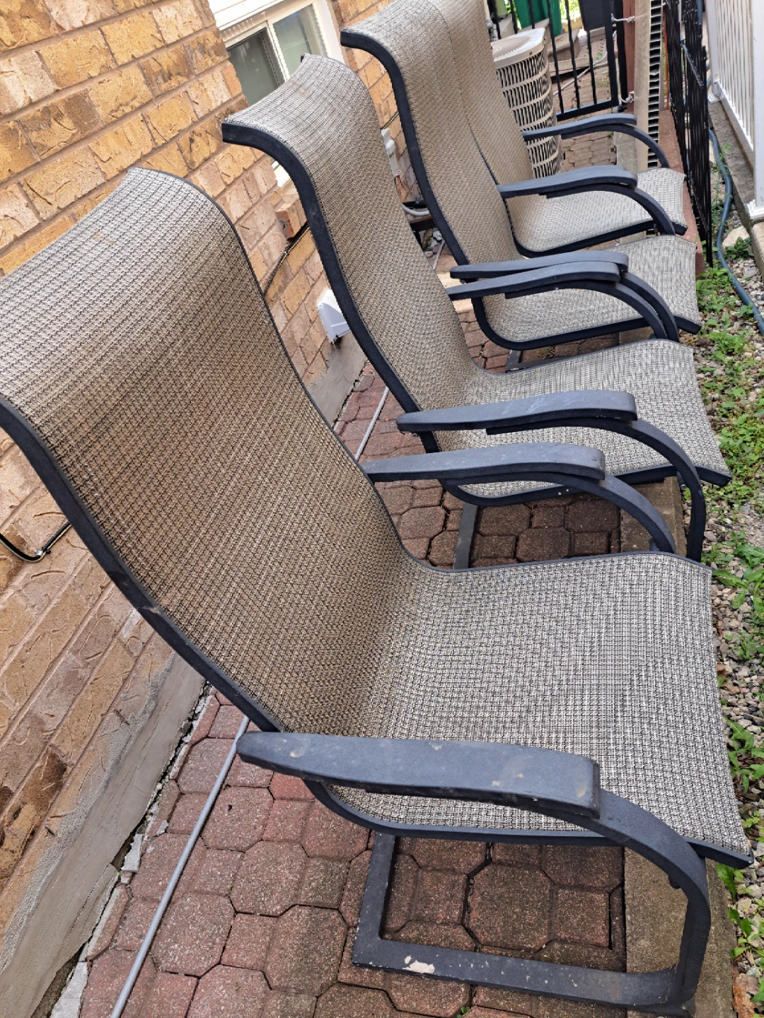 4 Metal outdoor chair