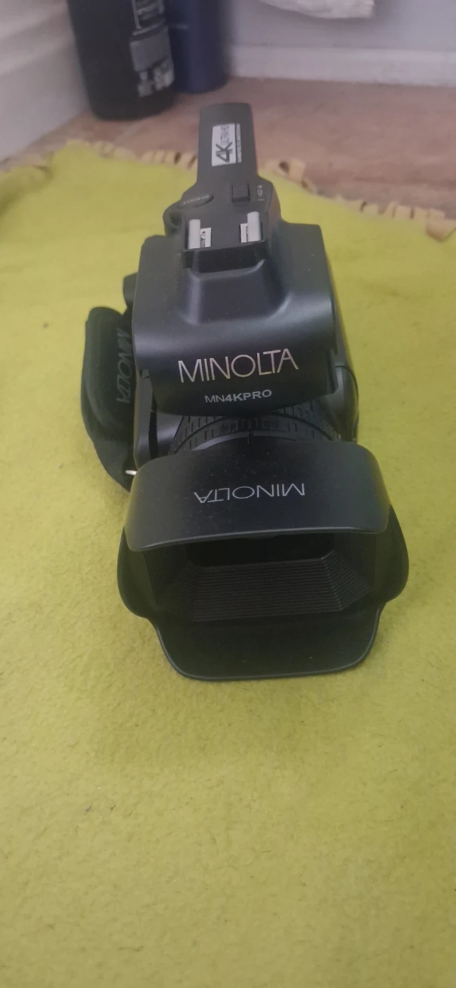 Minolta MN4KPRO Camcorder with Accessories