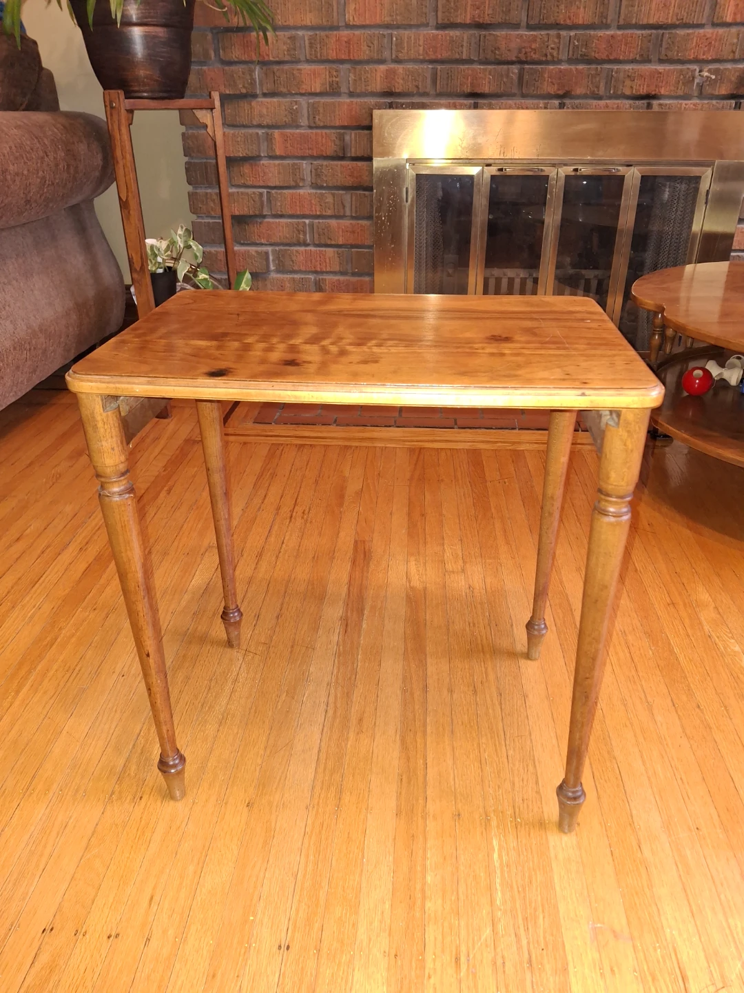 Wooden accent table