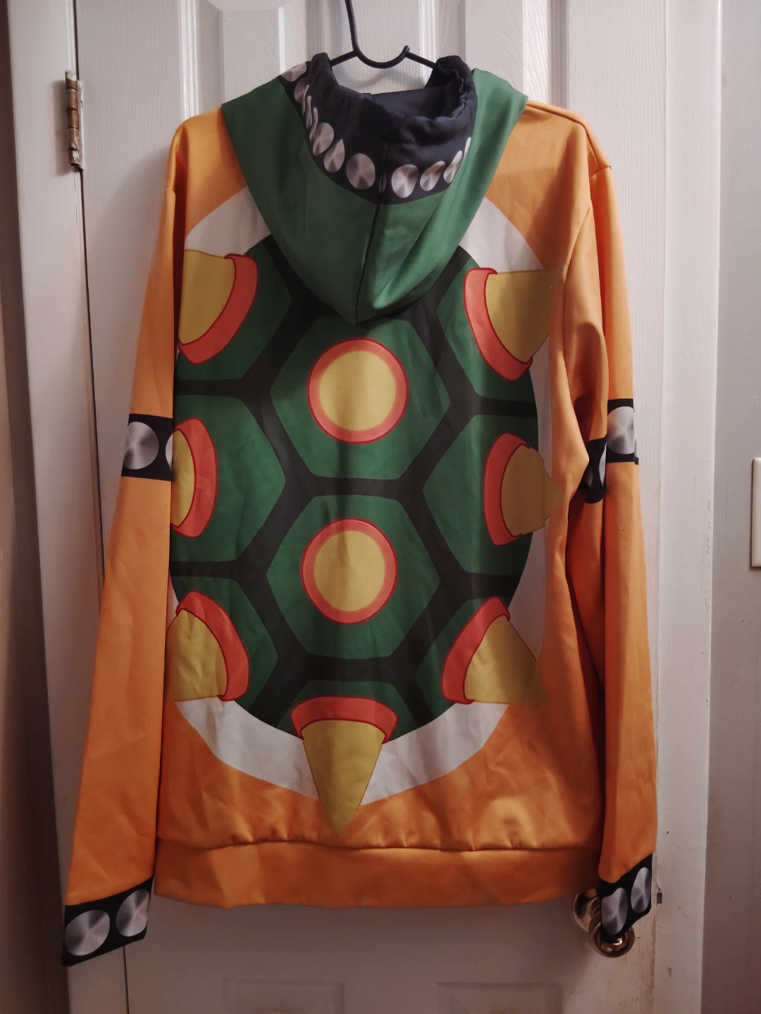 Bowser Super Mario Cosplay Hoodie – Size Large - photo 2