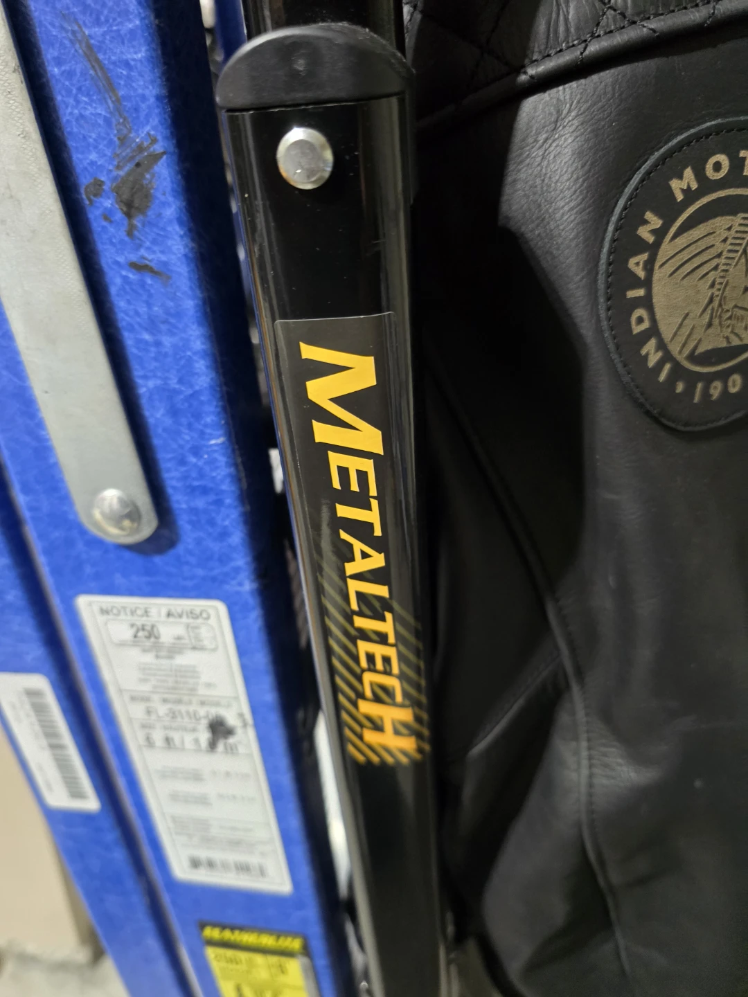Metaltech Telescoping Work Platform / Ladder