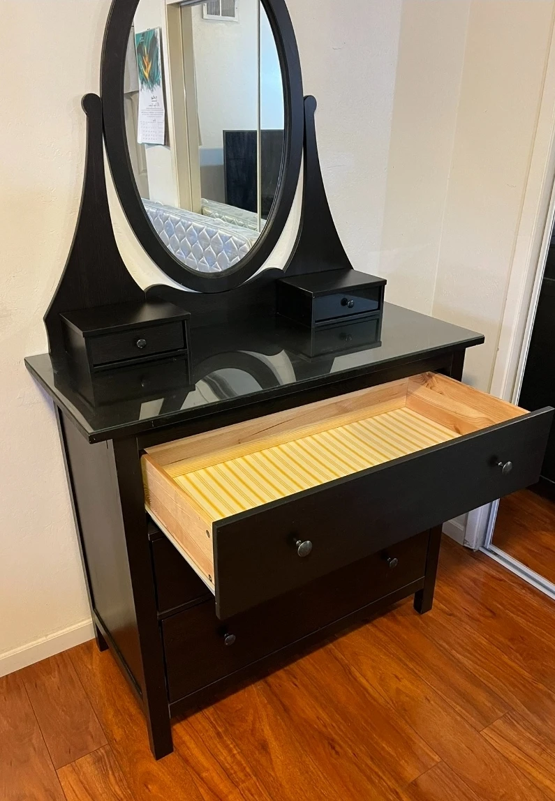 IKEA HEMNES 3-Drawer Dresser with Mirror - Black-Brown - photo 2