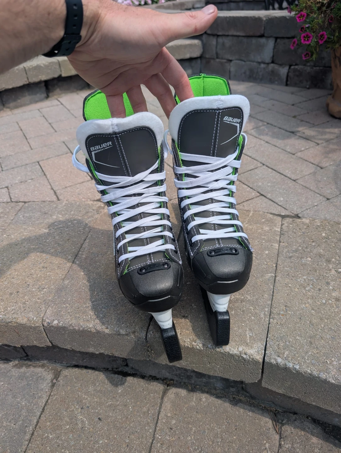 Bauer X-LS Ice Skates Junior 2 to 2.5 size - photo 2