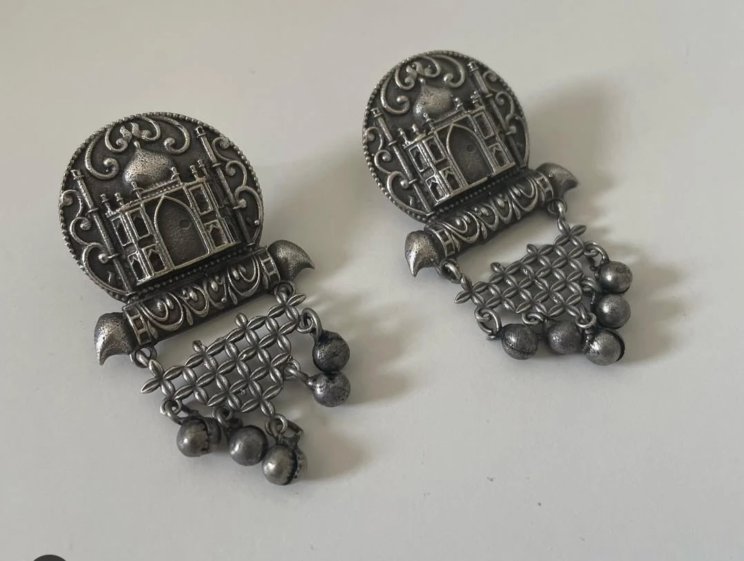 Variety of earrings- brand new - photo 3