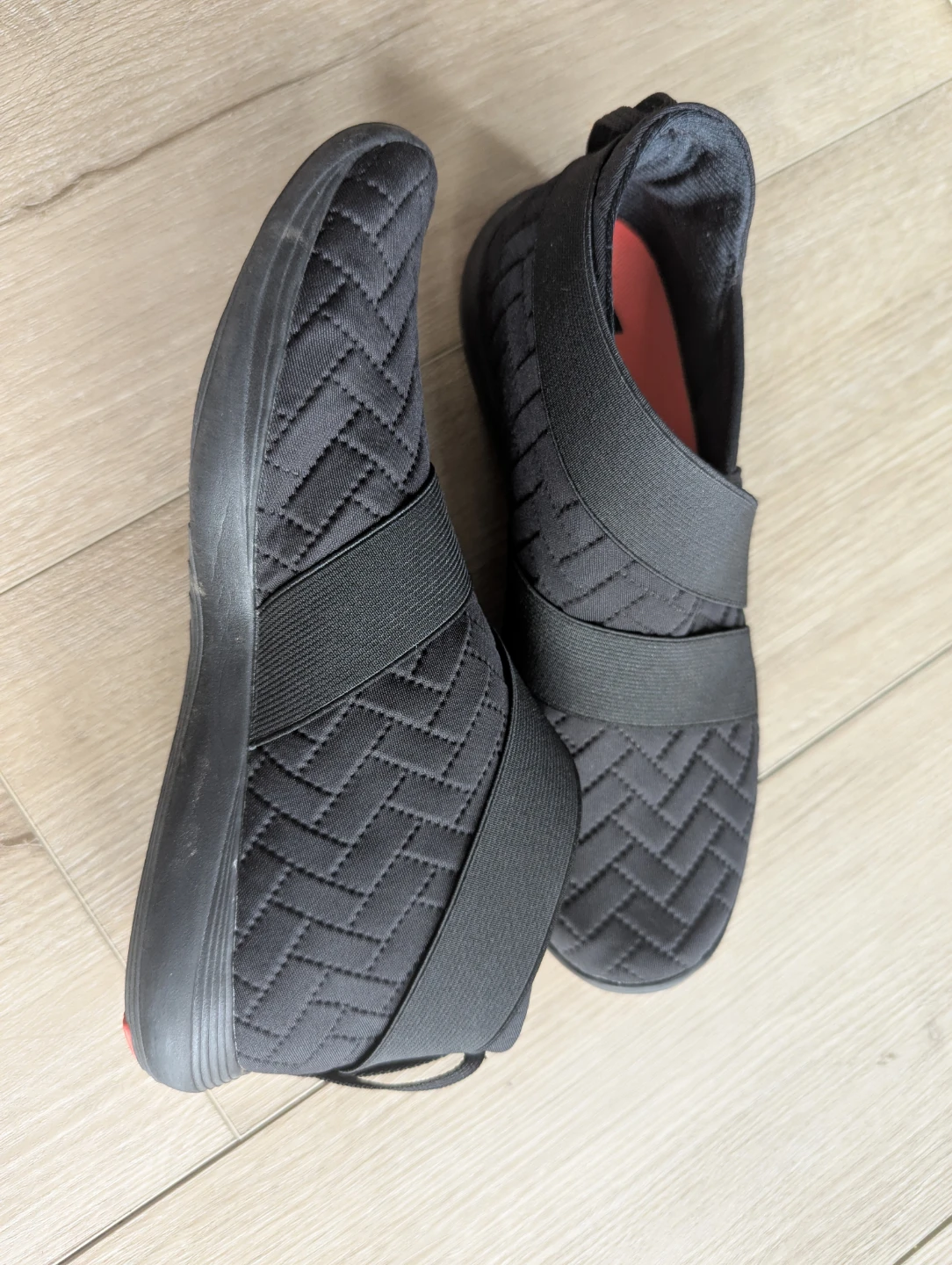 Under Armour Black Quilted Slip-On Shoes - photo 2