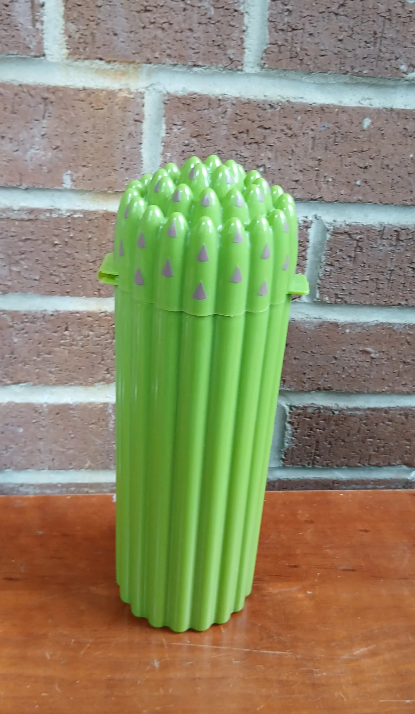 Tupperware asparagus holder