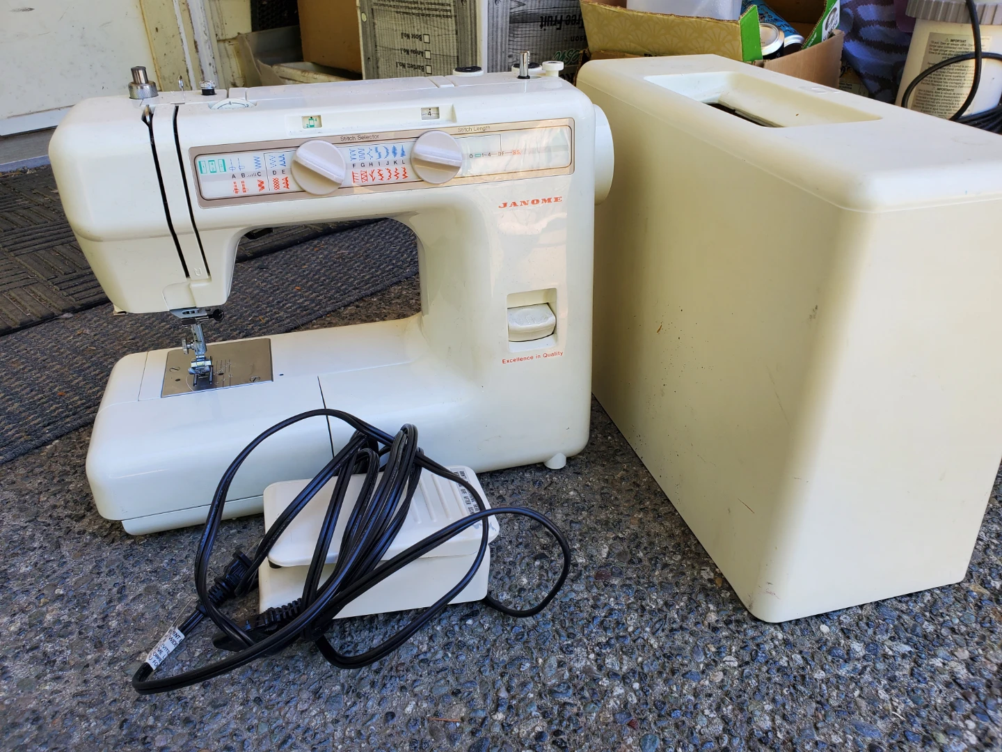 Janone Sewing Machine