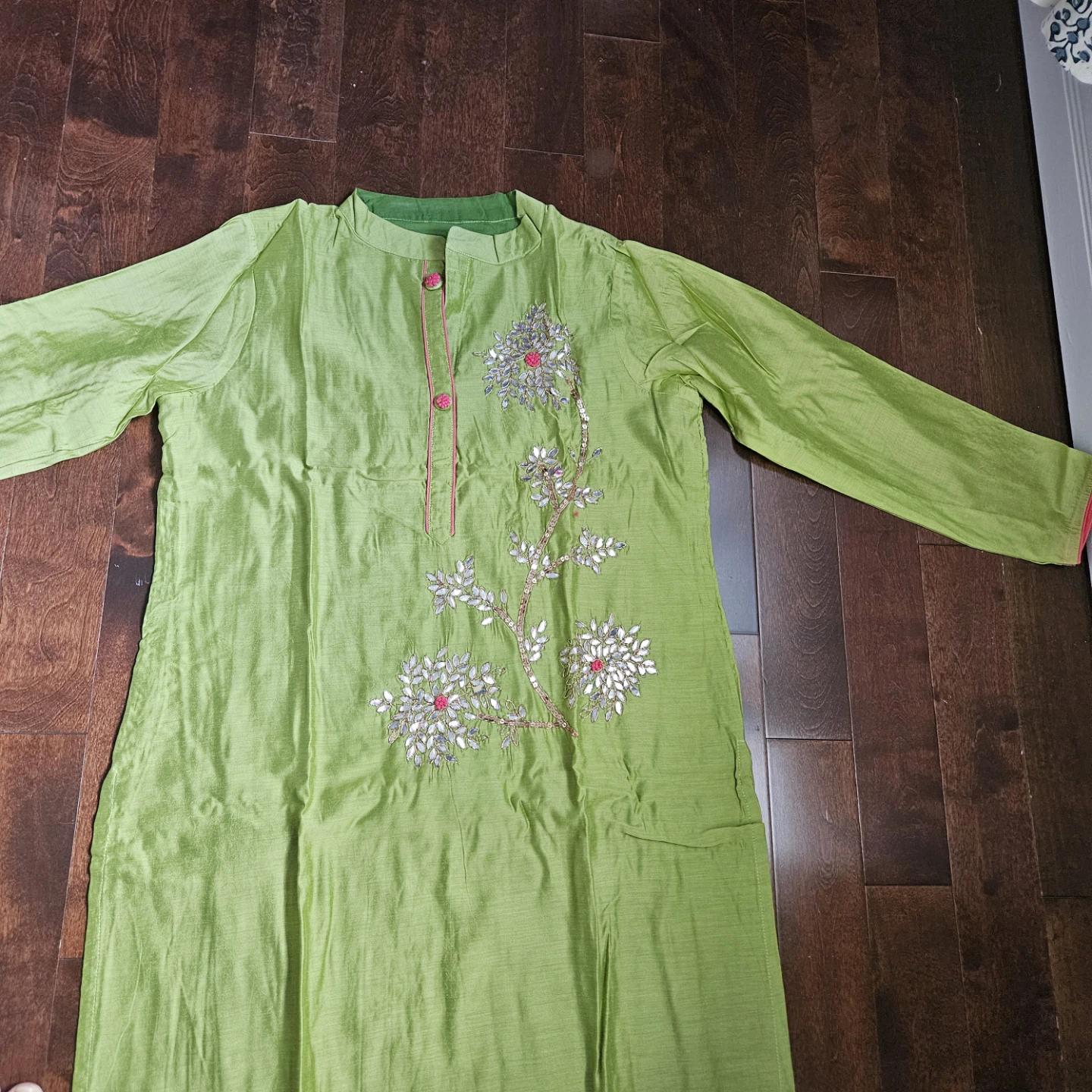 Women heavy embroidery kurti size 46 - photo 5