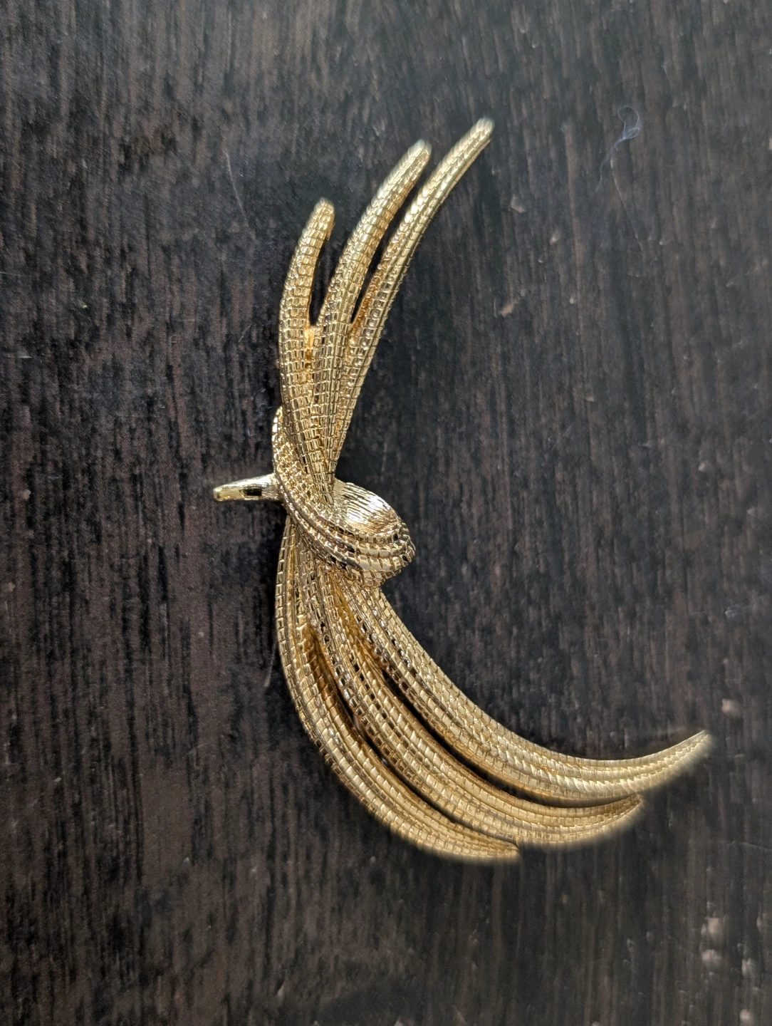 Monet Gold Tone Bird Brooch