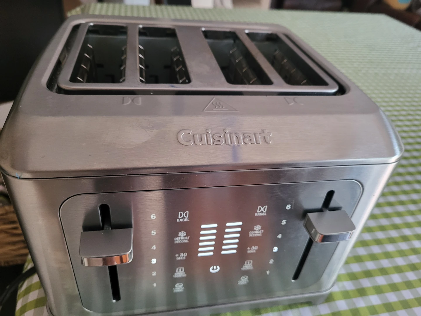 Cuisinart 4-Slice Toaster - photo 2