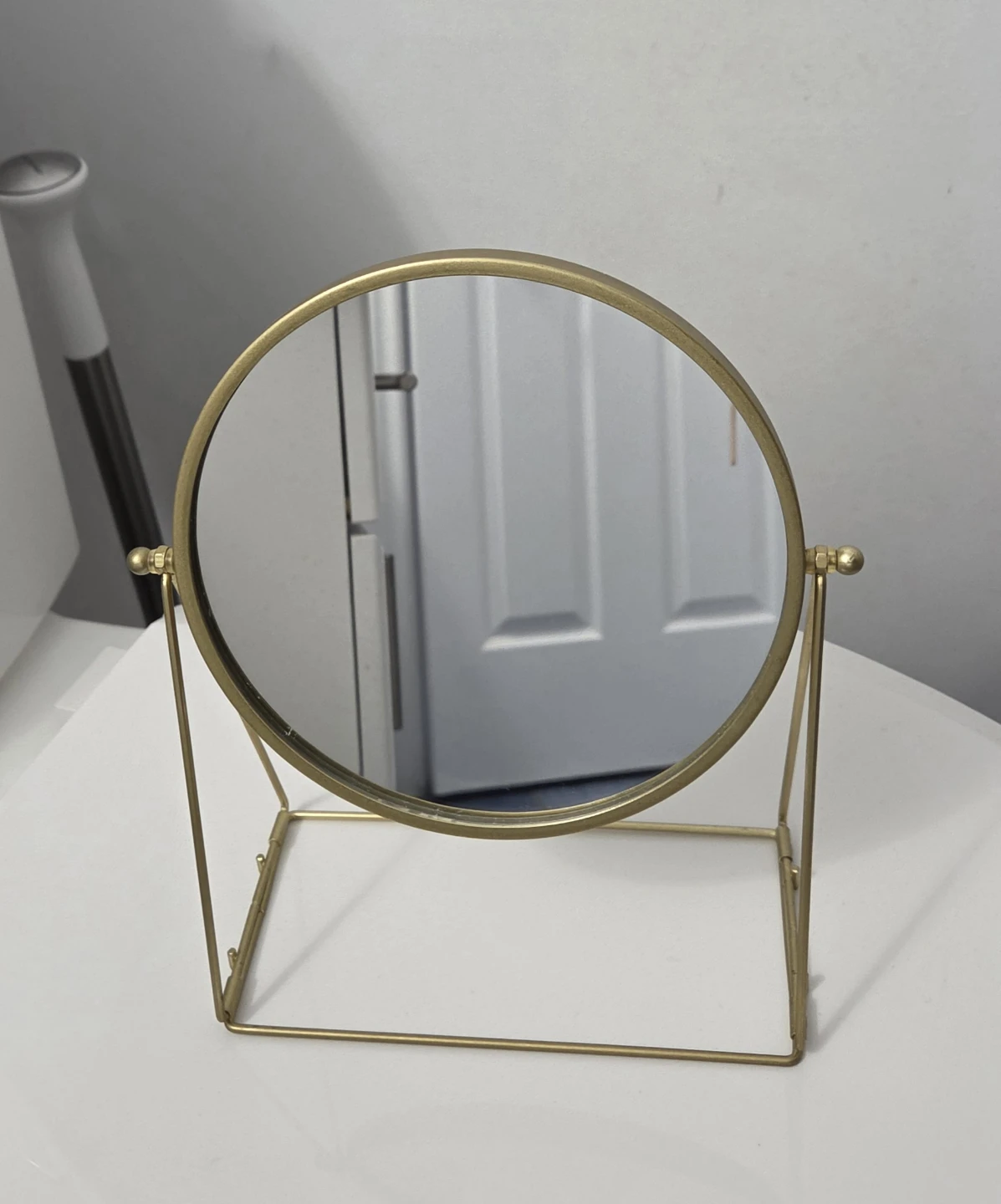 Gold Round Vanity Mirror - photo 3