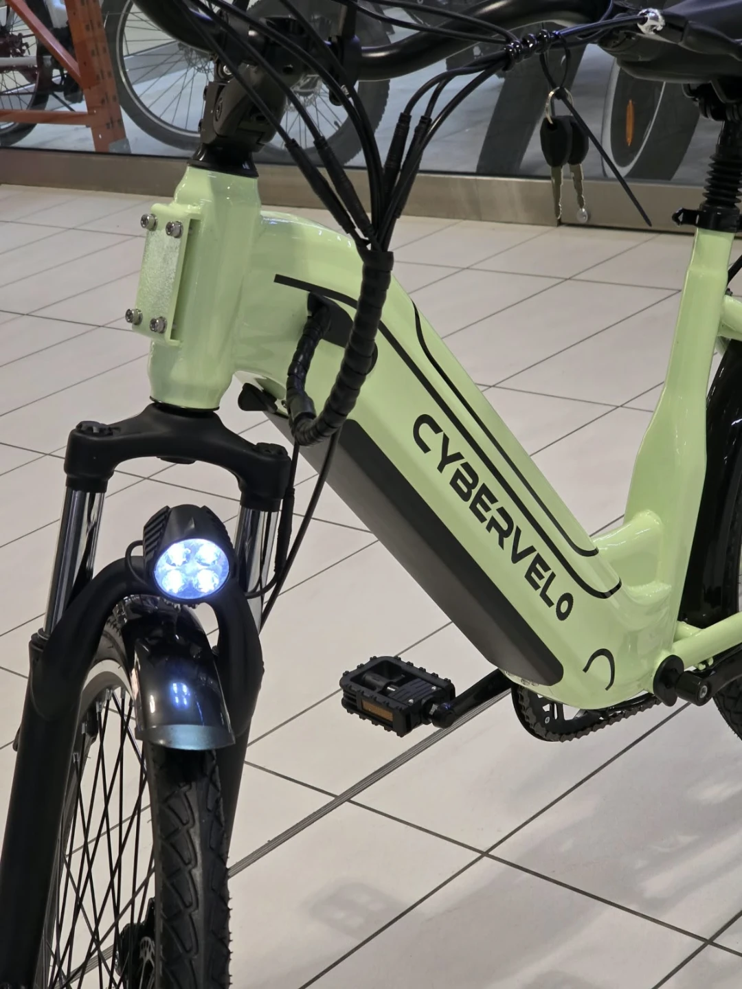 CYBERVELO Electric Bike EK7