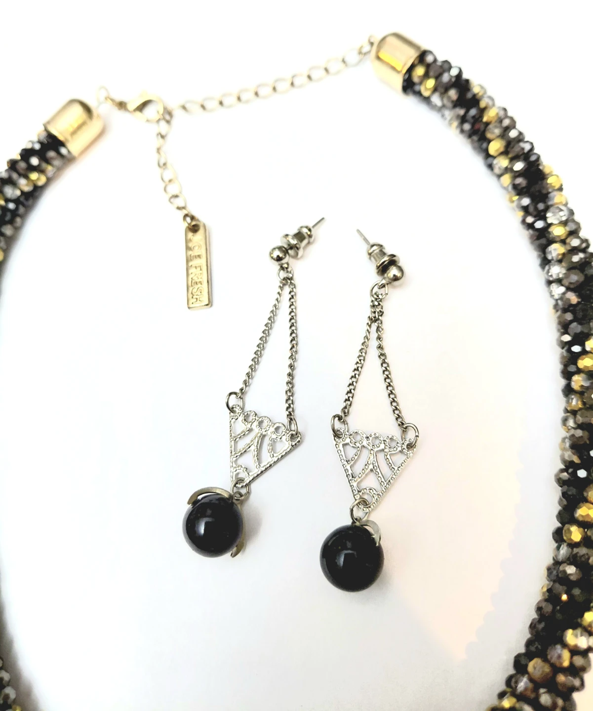 Elegant Necklace and Earring Set - photo 2