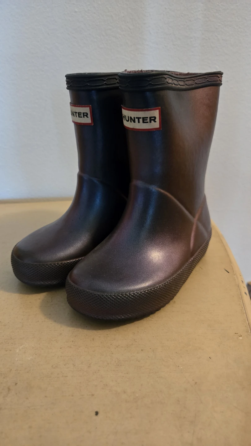 Girls Hunter rain boots, purple, size 7