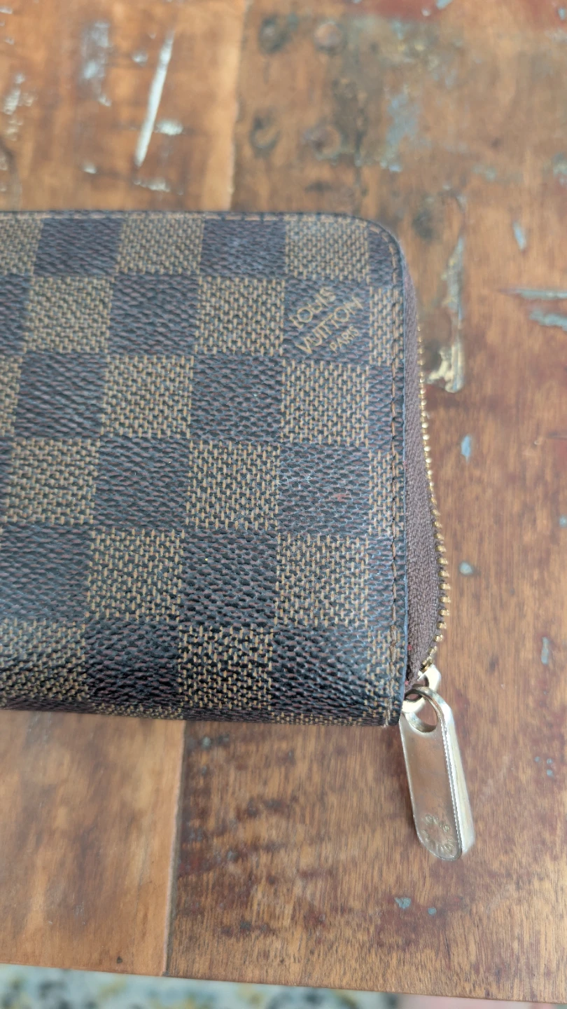 Louis Vuitton Damier Azur Zippy Wallet - photo 2