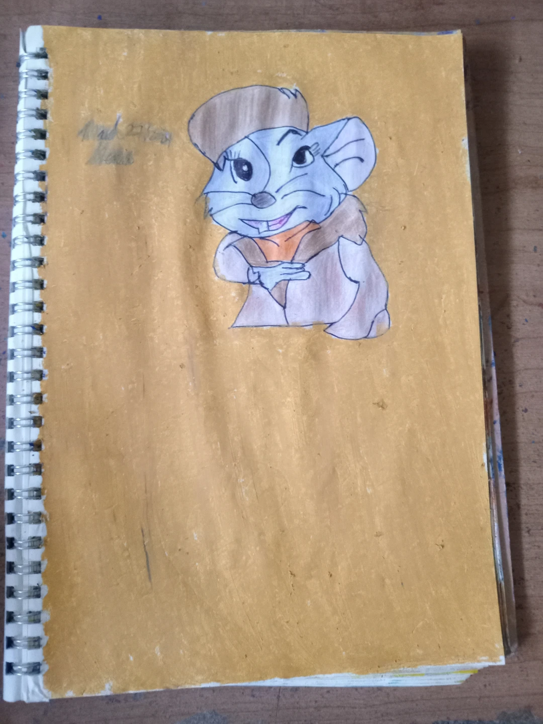 GOLDEN Yellow Background and Mouse Foreground Drawing - photo 4
