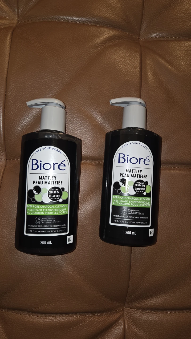 Biore Mattify Deep Pore Charcoal Cleanser (2 x 200ml)