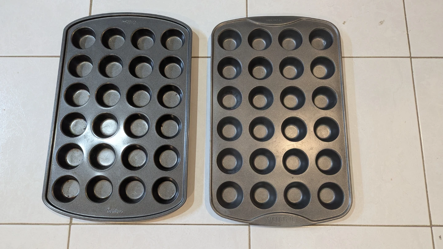 24 cups Mini Muffin Pans (2 pans)