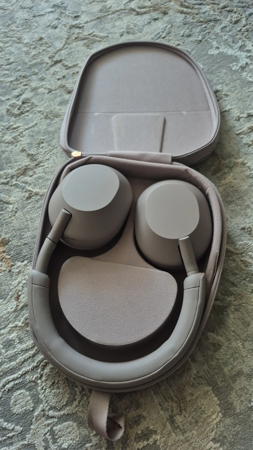 Sony WH-1000XM5 Headphones - photo 4