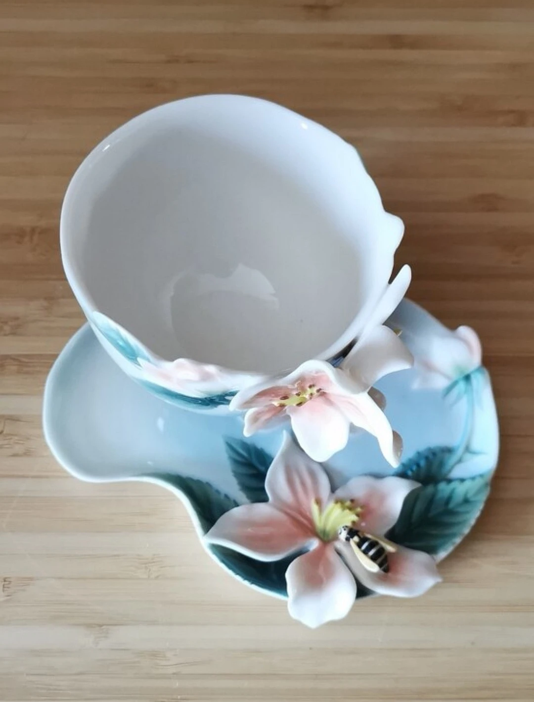 Franz Bee & Apple Blossom Cup & Saucer Jen Woo Hand Painted - photo 3