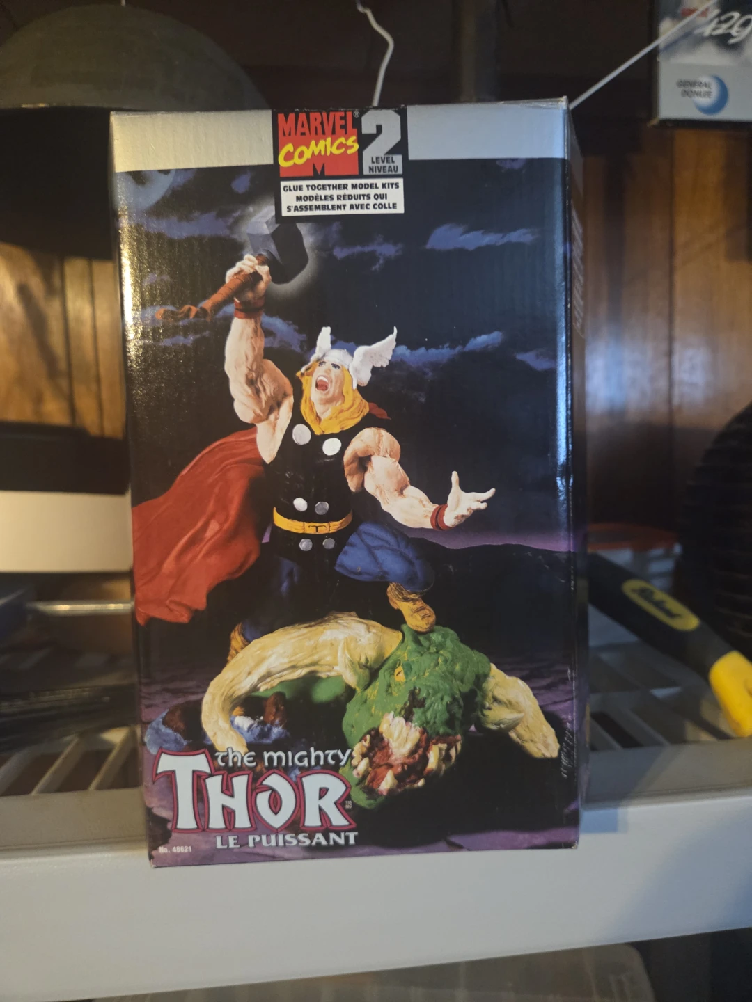 Marvel Comics The Mighty Thor Model Kit by Toy Biz