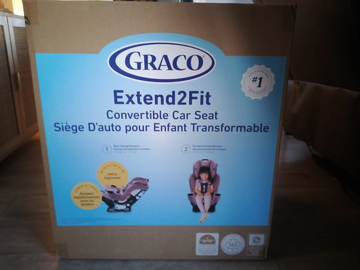 BNIB Graco Extend2Fit Convertible Car Seat
