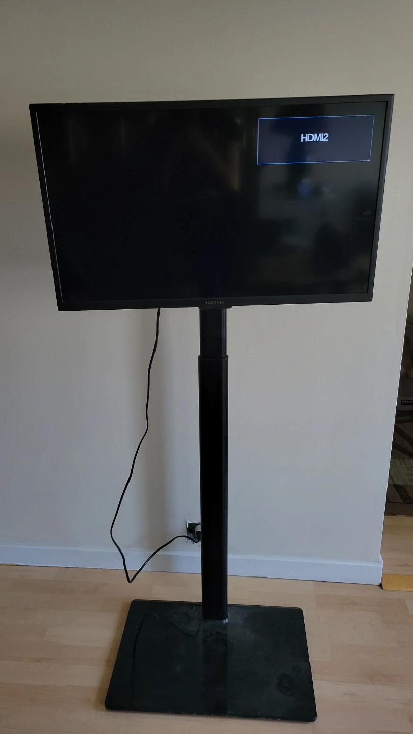 32" TV + Floor Mount