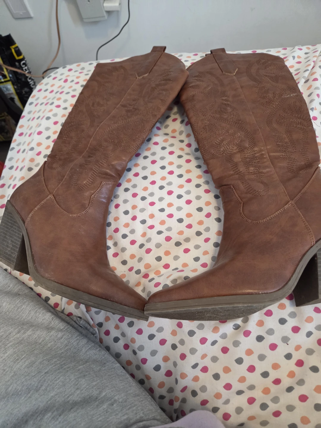Brown Western Style Boots - photo 3
